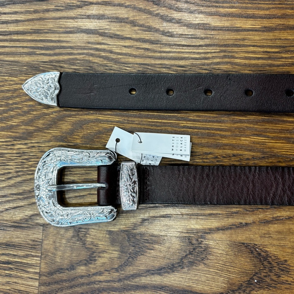 White House Black Market belt. Small